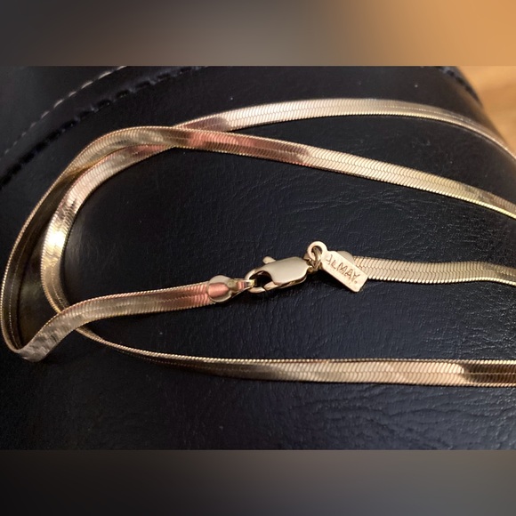 ALMAY Vintage Gold tone 4mm Herringbone Chain Necklace - Picture 8 of 8